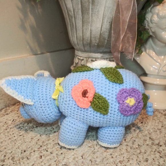 3/$18 Vtge. Blue/White Hand Crocheted Cottagecore Style Pig With Pastel Flowers - Picture 5 of 11